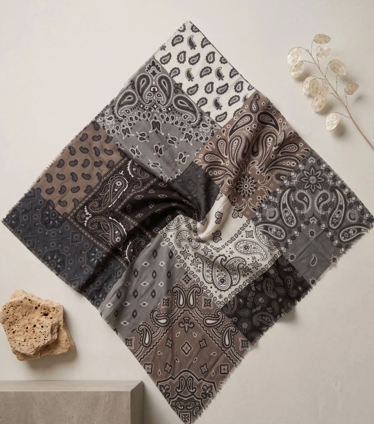 Écharpe Maya femme bandana patchwork 110 × 110 cm – Viscose & laine