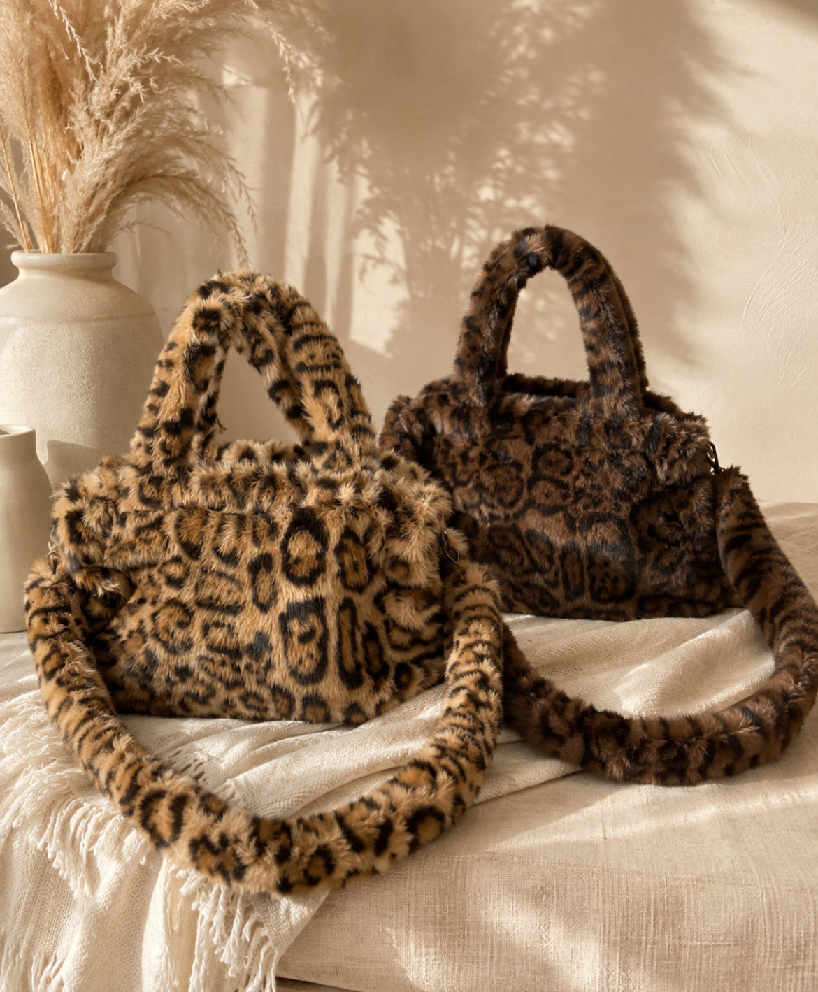 Sac Sienna femme en fausse fourrure léopard – Bandoulière détachable