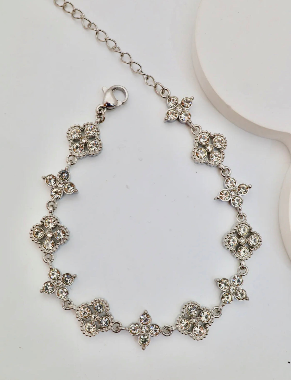 Bracelet Eléa – Acier inoxydable & zirconiums scintillants