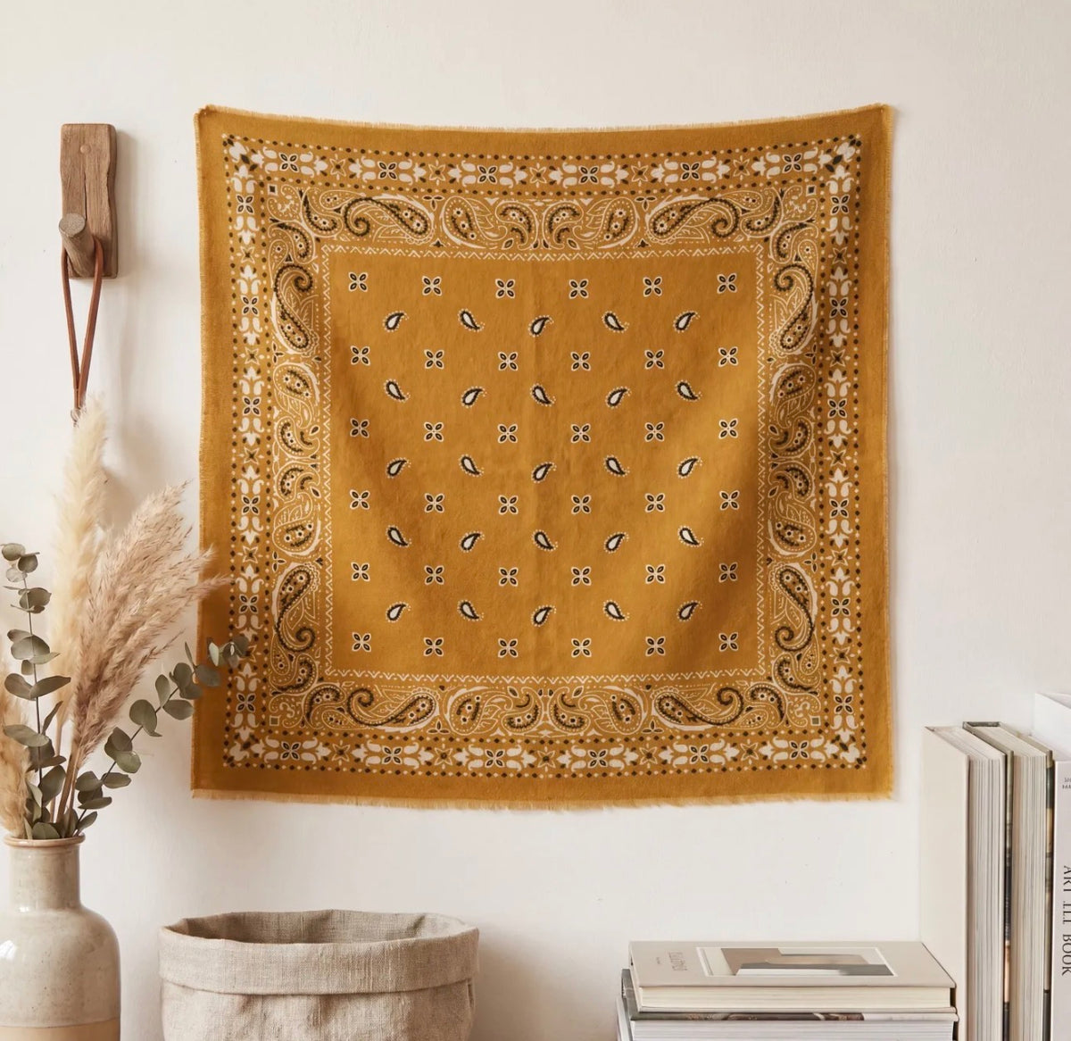 Écharpe Sofia femme motif bandana 110 × 110 cm – Viscose & laine douce