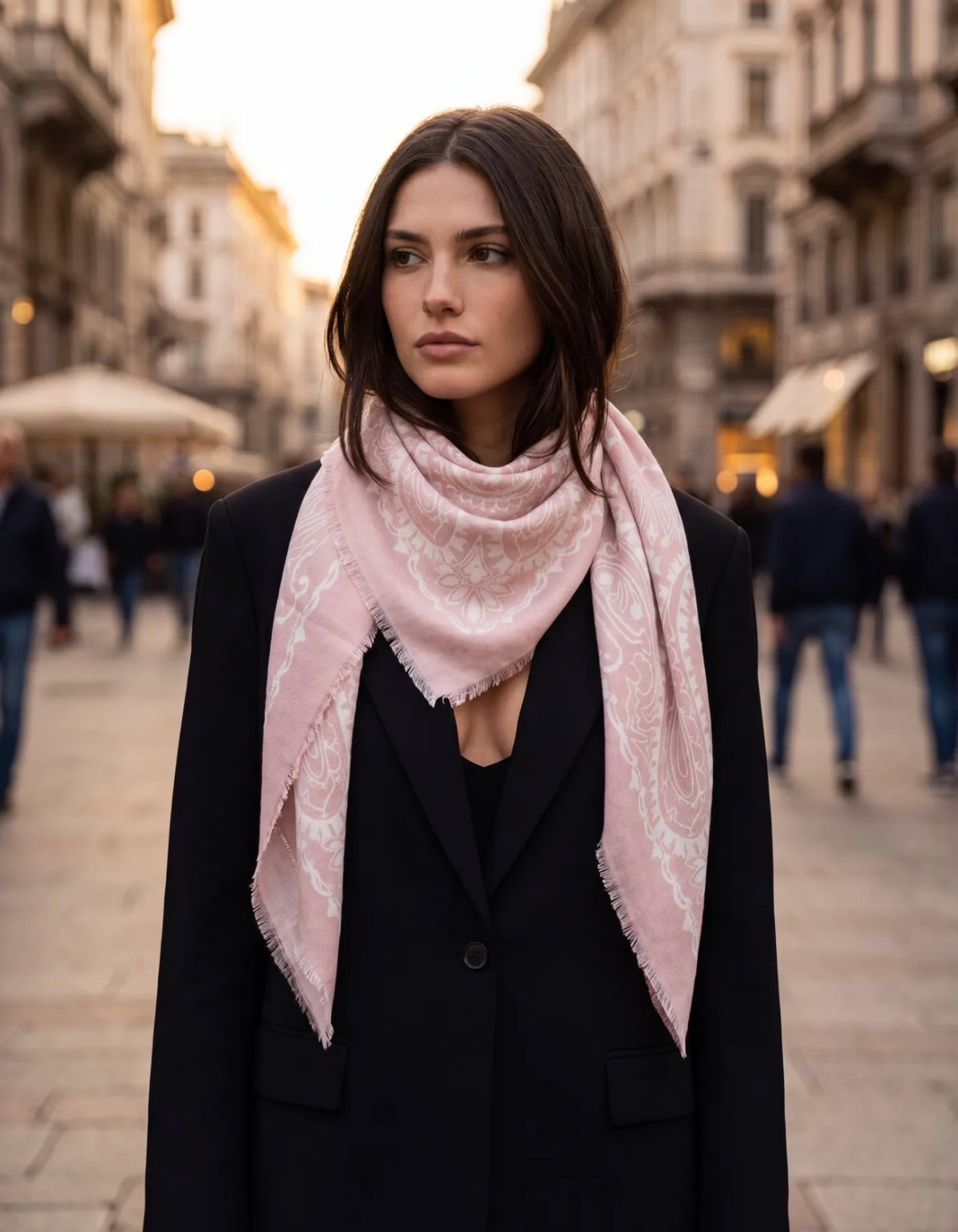 Écharpe Livia femme bandana 110 × 110 cm – Viscose & laine douce