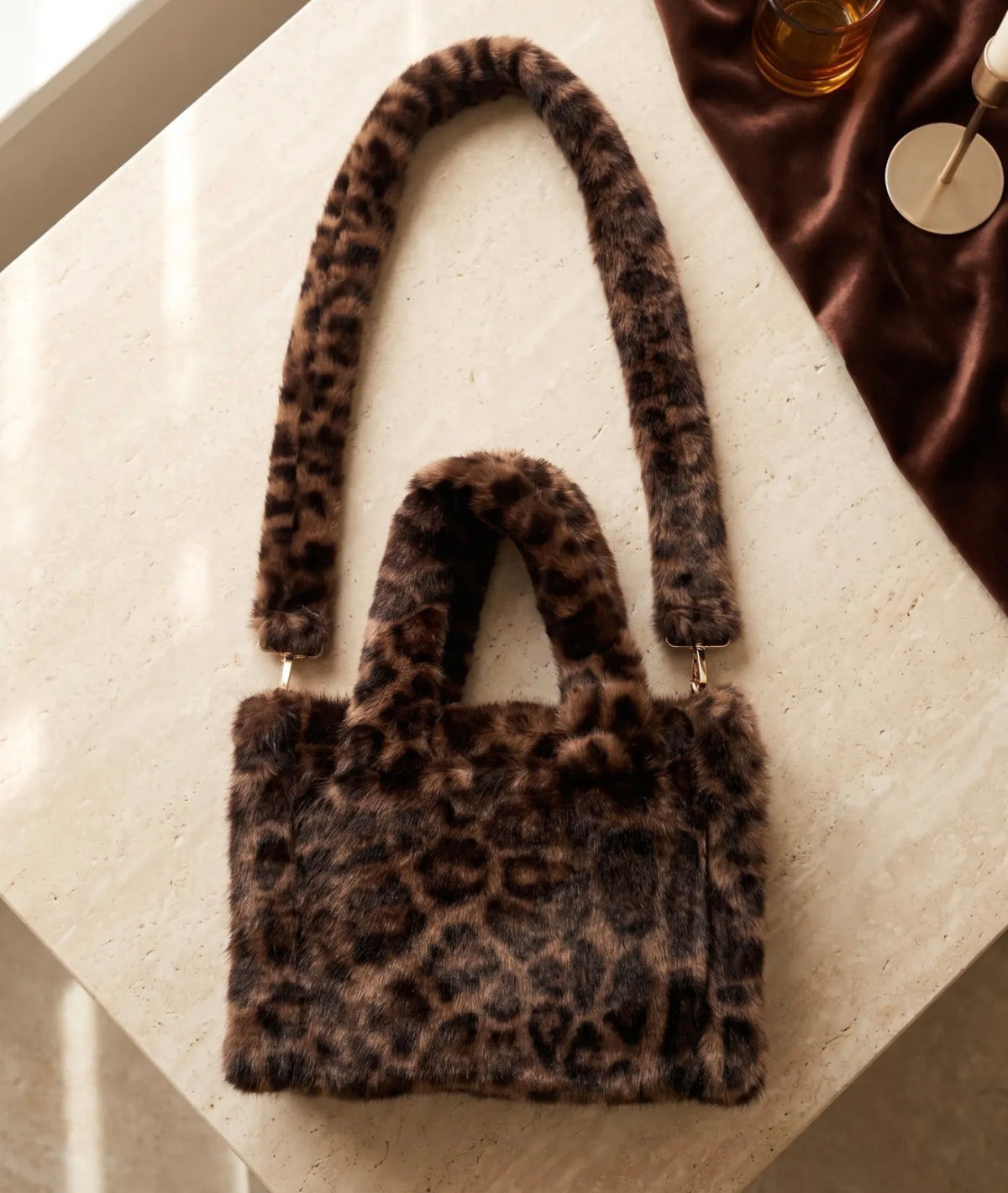 Sac Sienna femme en fausse fourrure léopard – Bandoulière détachable