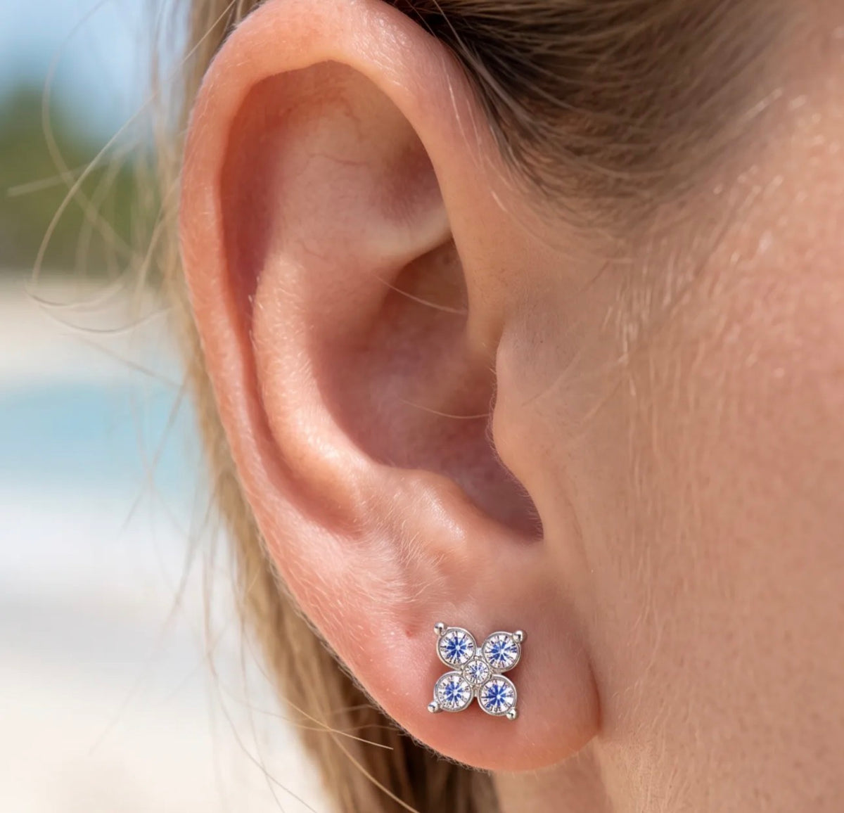 Boucles d’oreilles « Éclat Fleur » – Zirconiums – Acier inoxydable – 6 coloris
