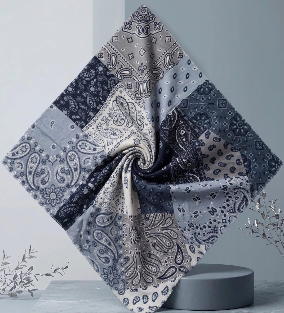 Écharpe Maya femme bandana patchwork 110 × 110 cm – Viscose & laine