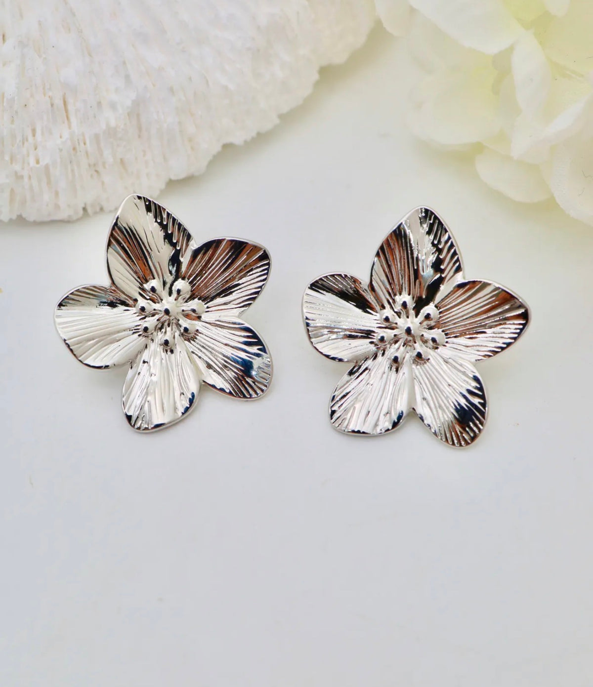 Boucles d’oreilles « Bora Bora » – Fleur 25 mm – Acier inoxydable – Doré ou Argenté