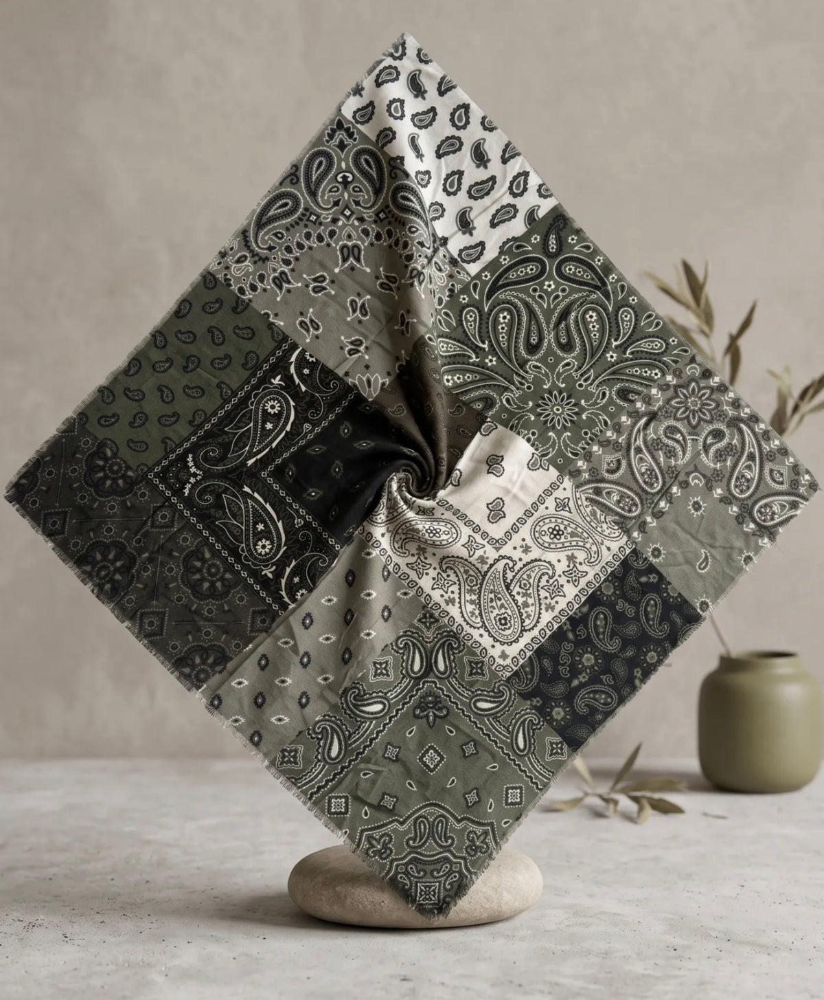 Écharpe Maya femme bandana patchwork 110 × 110 cm – Viscose & laine