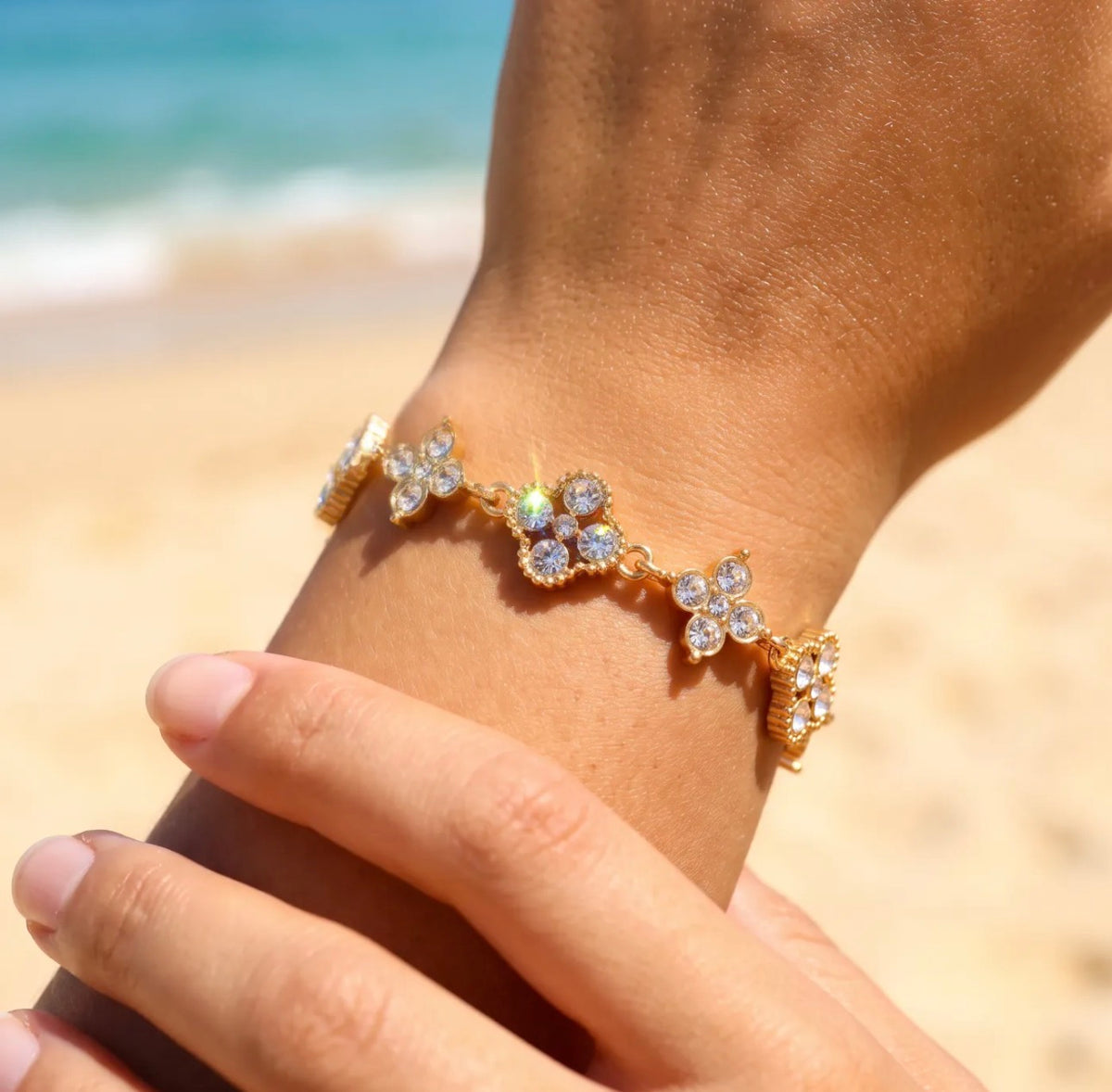Bracelet Eléa – Acier inoxydable & zirconiums scintillants