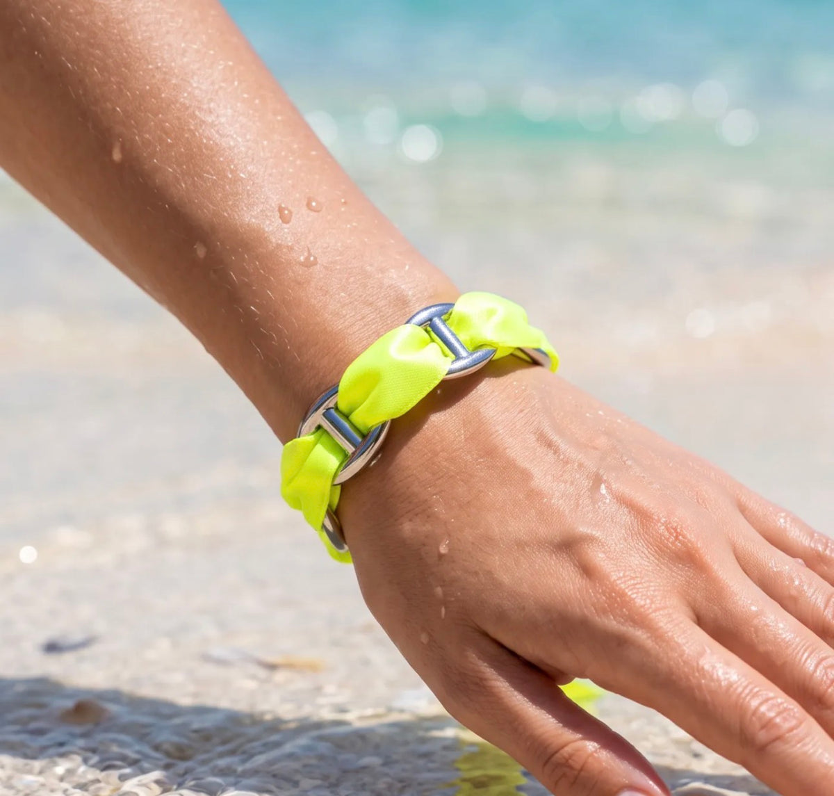 Jonc Riviera Argenté – Maille marine & ruban coloré en acier inoxydable