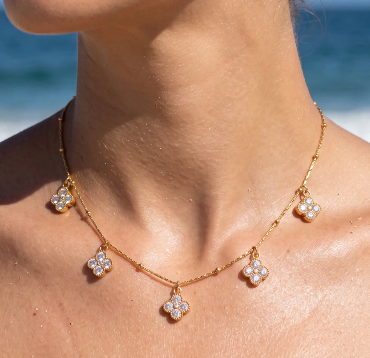 ✨ Collier Clover – zirconium & acier inoxydable