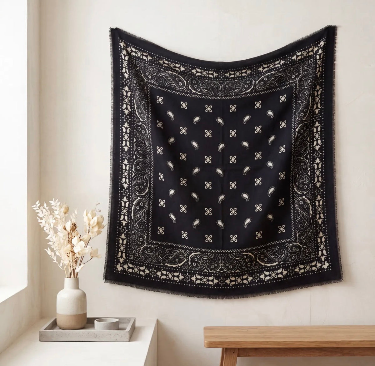 Écharpe Sofia femme motif bandana 110 × 110 cm – Viscose & laine douce