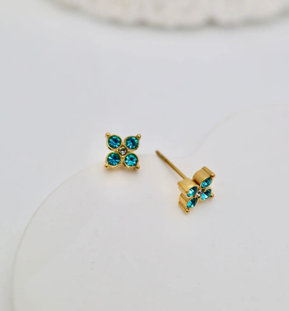Boucles d’oreilles « Éclat Fleur » – Zirconiums – Acier inoxydable – 6 coloris