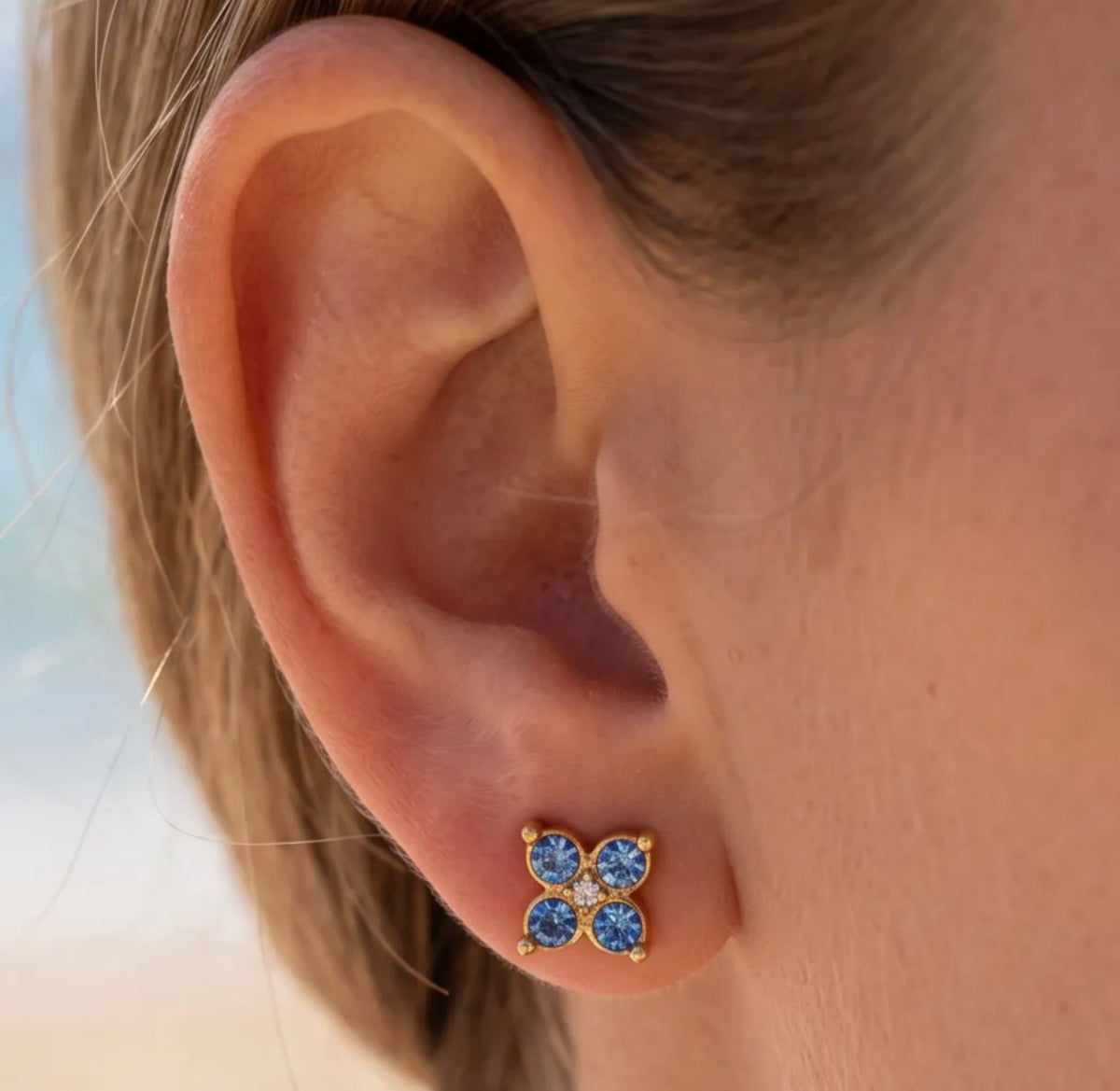 Boucles d’oreilles « Éclat Fleur » – Zirconiums – Acier inoxydable – 6 coloris
