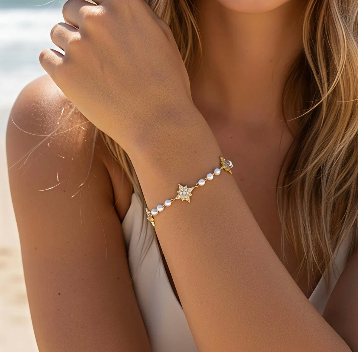 Bracelet Astra – Étoiles & perles nacrées en acier inoxydable